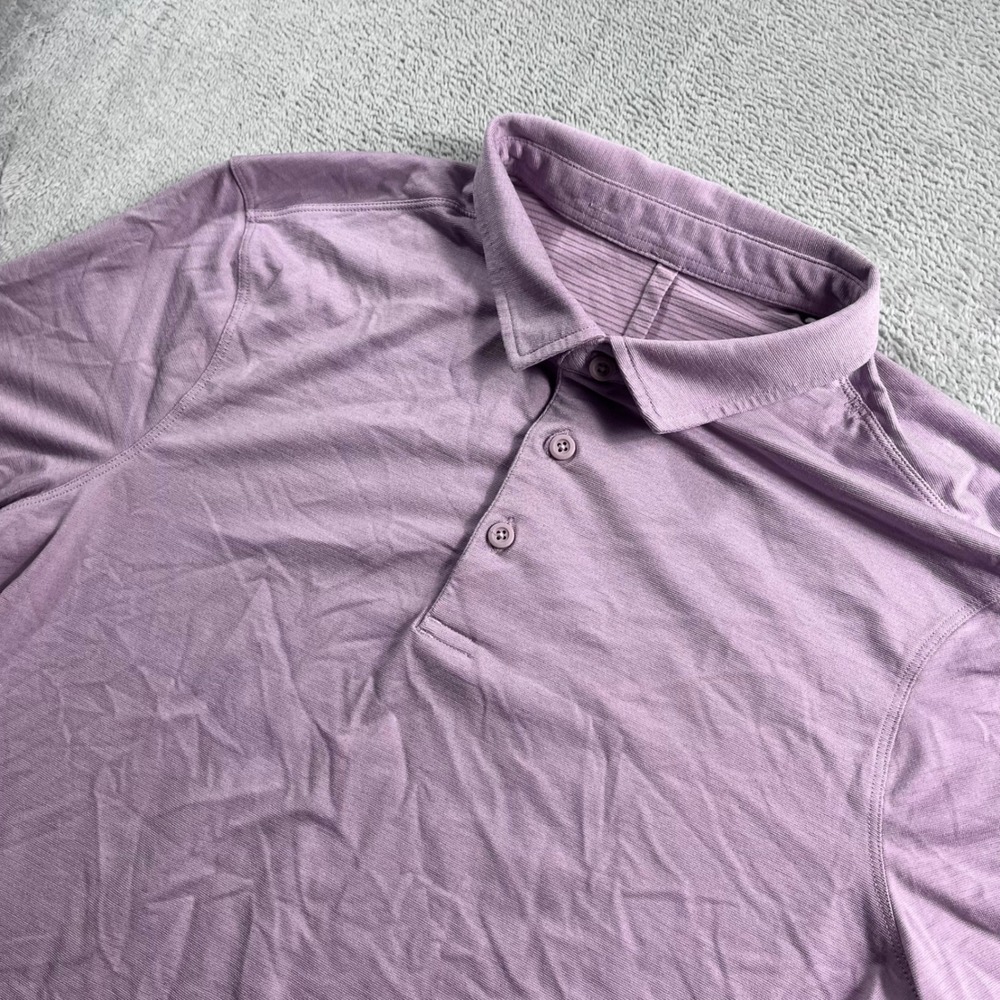 Lululemon Mens Evolution Short Sleeve Polo Shirt Lavender Purple Size M